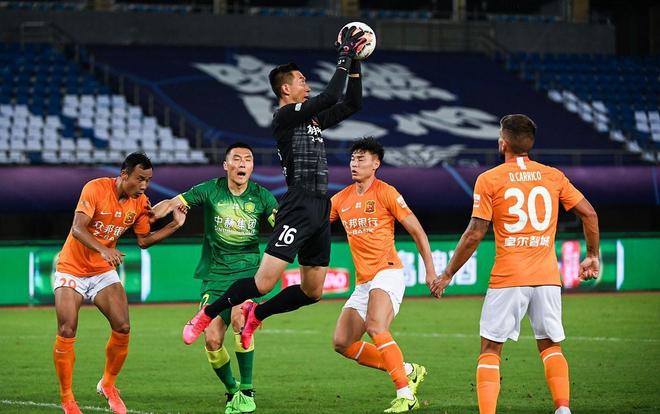 于帕：尤其感谢孔帕尼对我的指导；已经克服注意力不集中问题