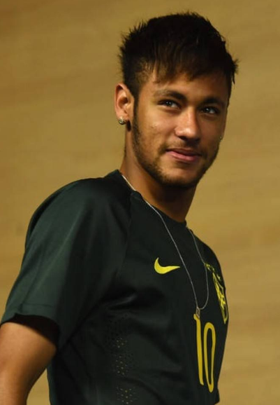 美记：活塞有意得到浓眉，可提供艾维&哈里斯&选秀权筹码