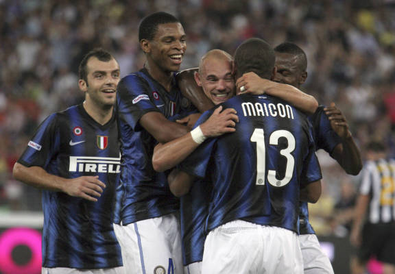 罗马推出黑胶唱片版队歌：限量版售价49.9欧，普通版19.9欧