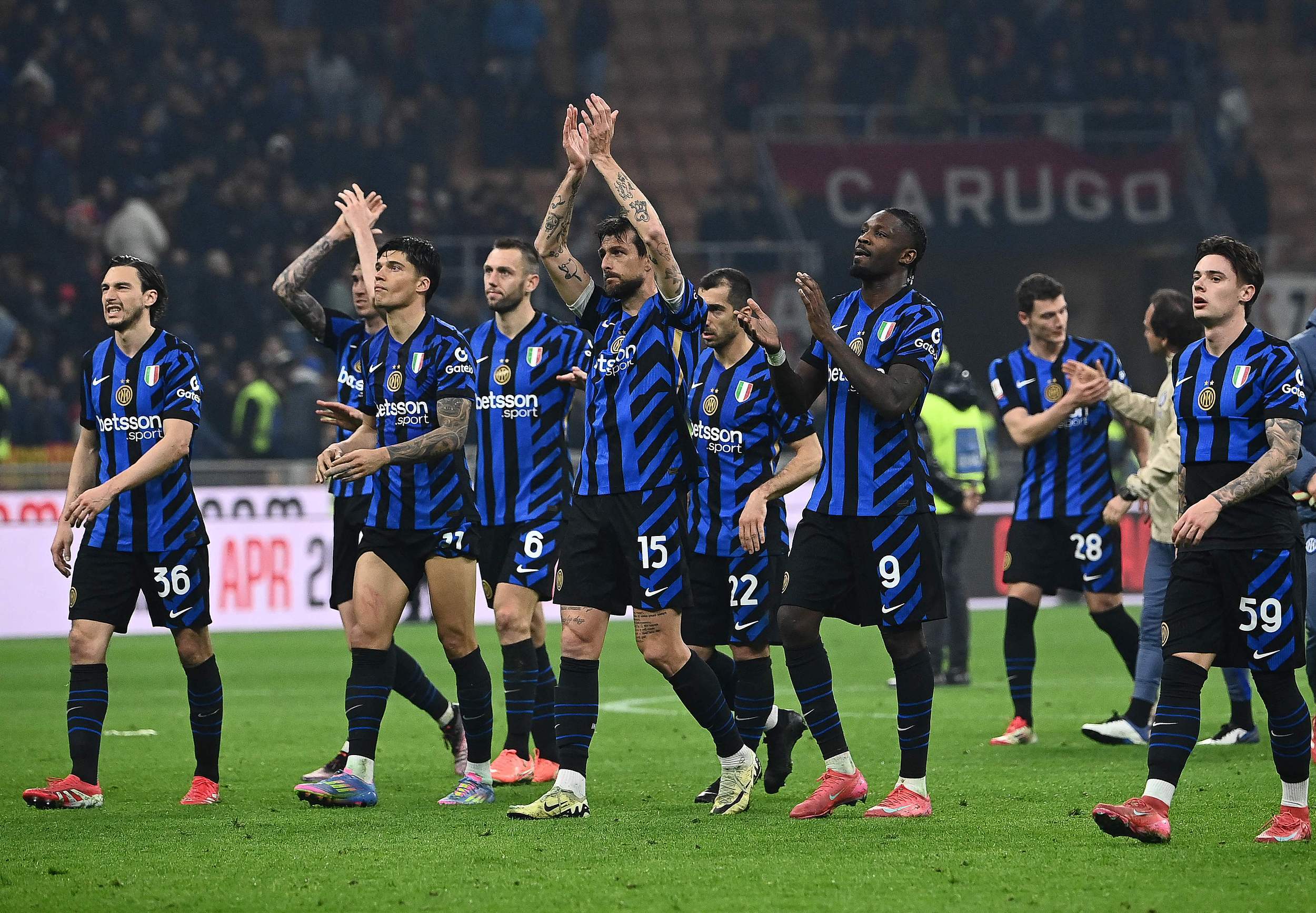 坐镇中场，指挥调度🪄让我们一起继续创造新的历史⭐