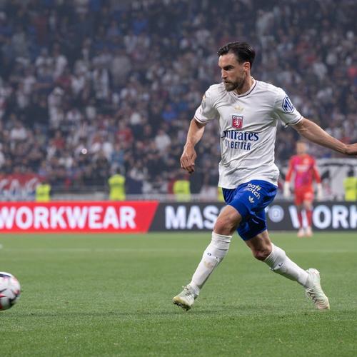 好兄弟你行的，Jankos鼓励Perkz：去年做到的，今年也可以